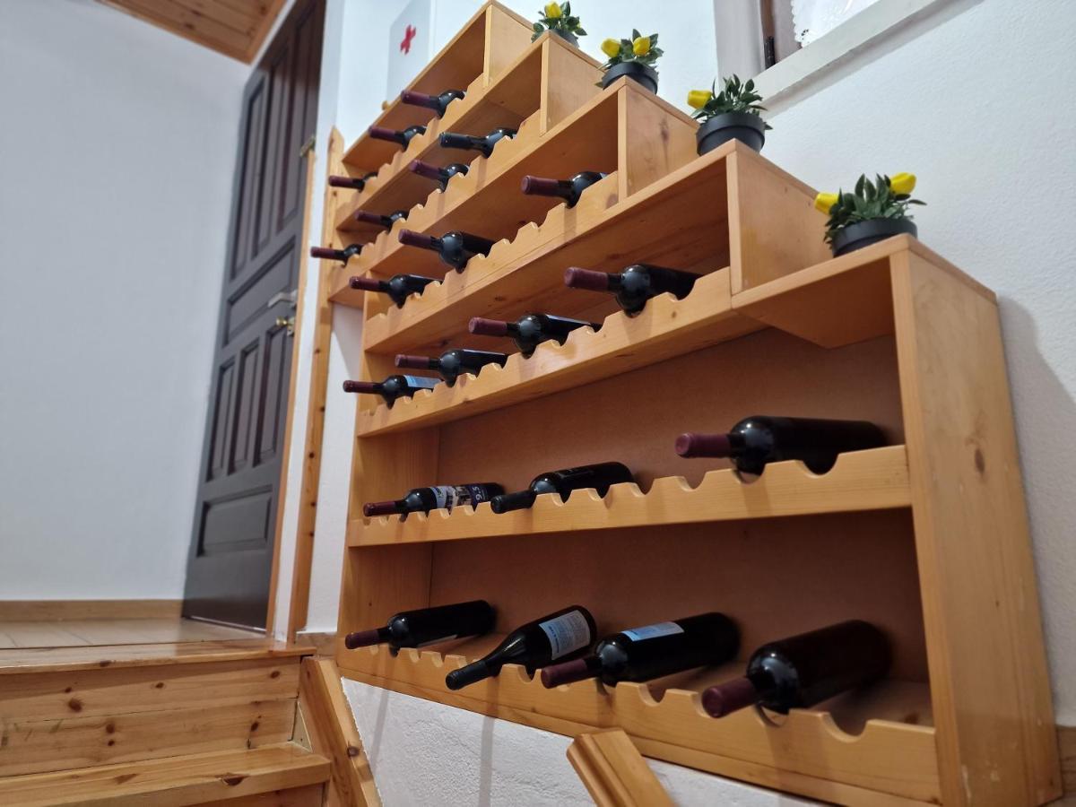 Hotel Domino Gjirokastra Kültér fotó